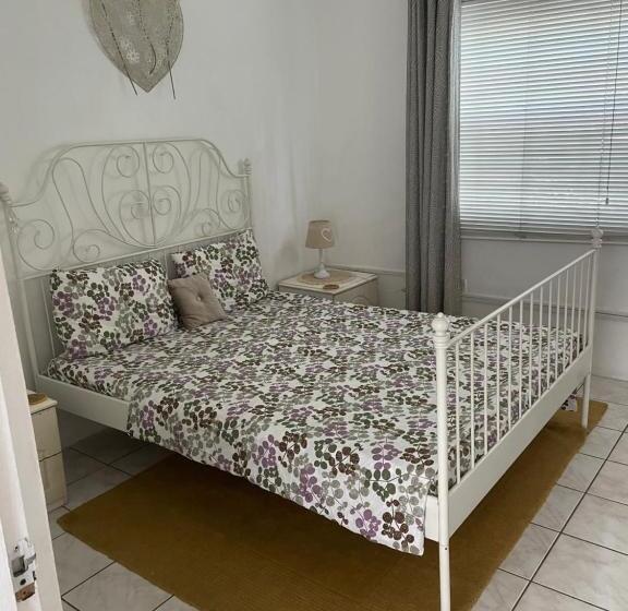 پانسیون Tropical Harbour View