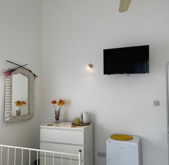 پانسیون Tropical Harbour View