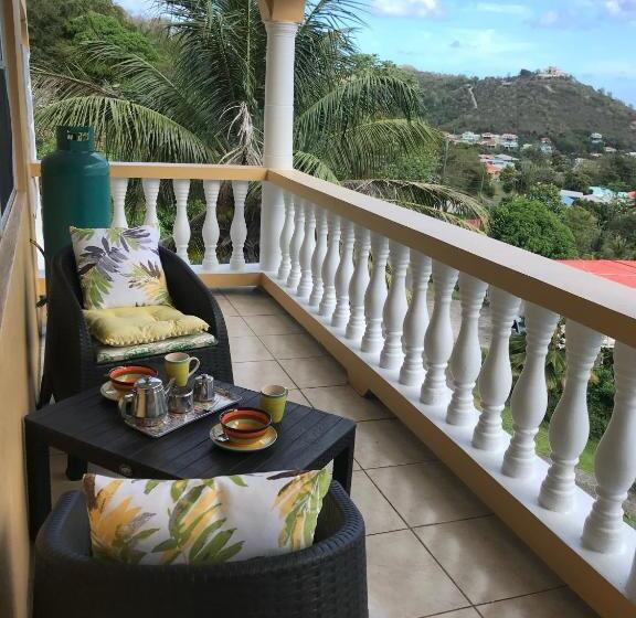 پانسیون Tropical Harbour View