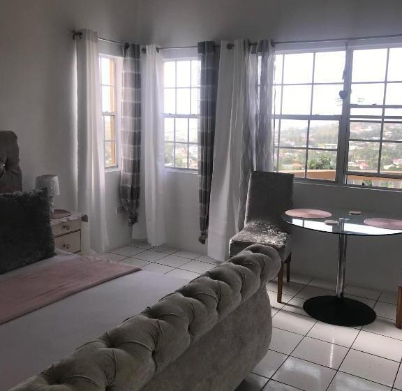 پانسیون Tropical Harbour View