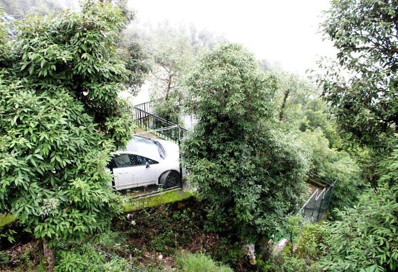 אתר נופש Queen S View Villa By The Cafe