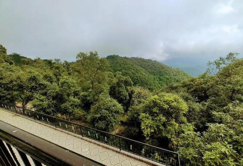リゾートホテル Queen S View Villa By The Cafe