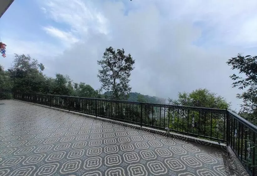 リゾートホテル Queen S View Villa By The Cafe