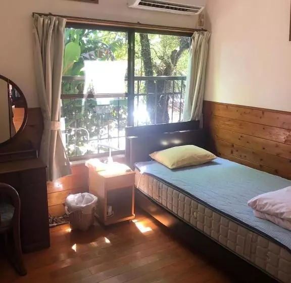 Retkeilymaja ティダ民宿結の家