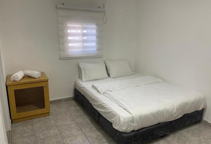 Vandrarhem Bella Vista House