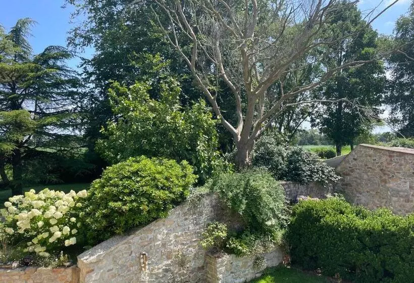 Aamiaismajoitus (B&B) écrin De La Baie