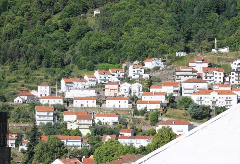 تختخواب و صبحانه H I Alojamento