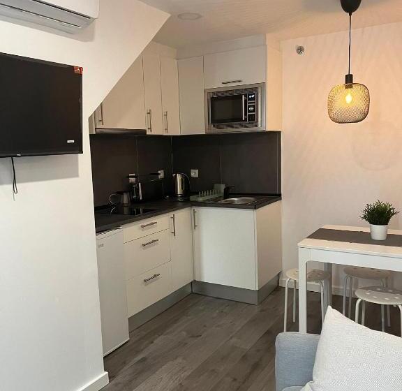 تختخواب و صبحانه H I Alojamento