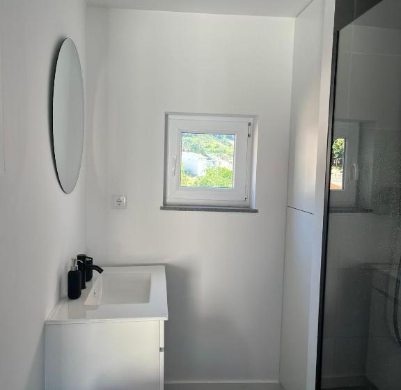 تختخواب و صبحانه H I Alojamento