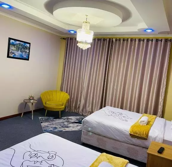Goldenways Motel