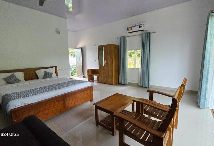 Green Auro By Bob Hotels