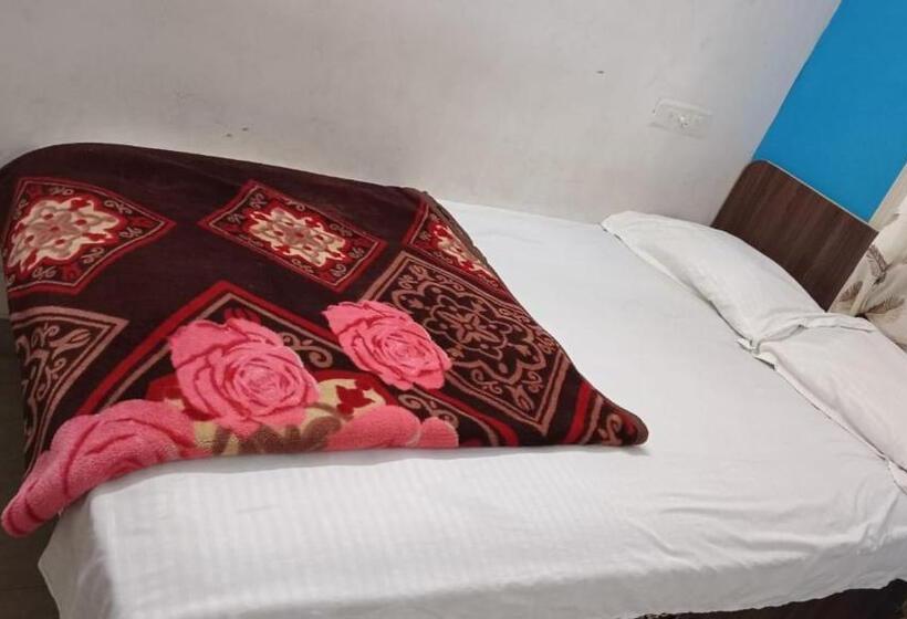 هتل Srinivasa Residency