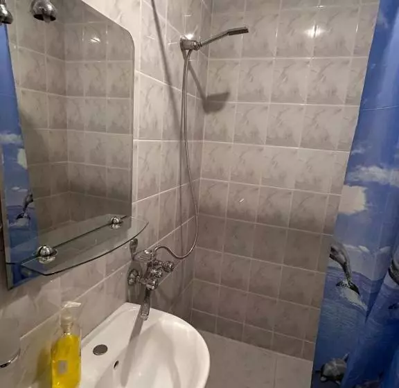 پانسیون Cascade