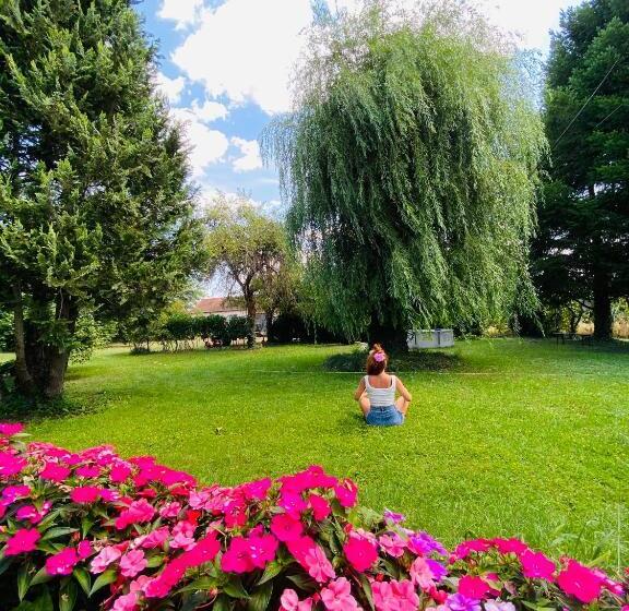 پانسیون Garden House