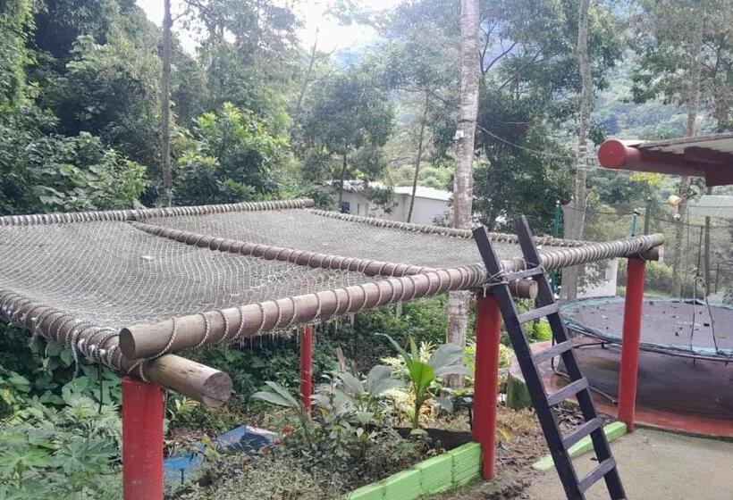 پانسیون Hostal La Gran Ceci