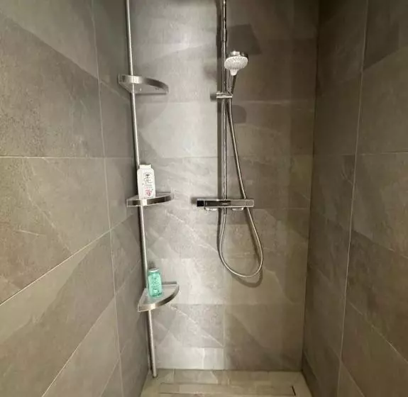 Majatalo L Obsidienne