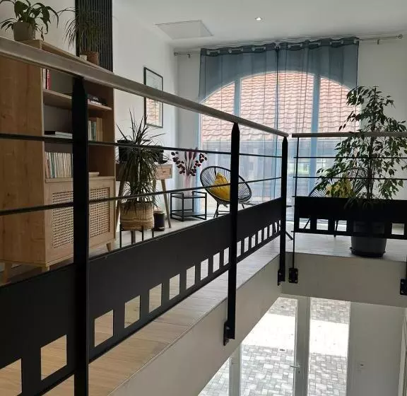 Majatalo L Obsidienne