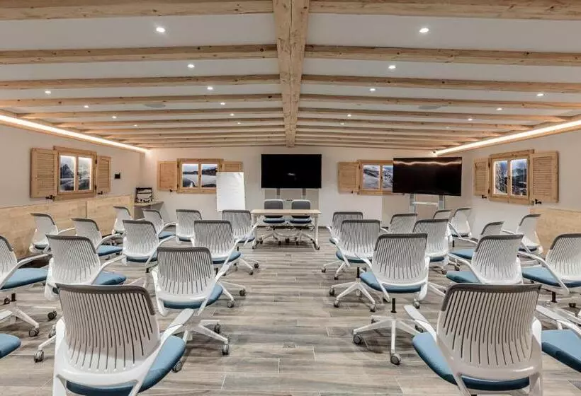 Lomakeskus Val Saraina Apartments