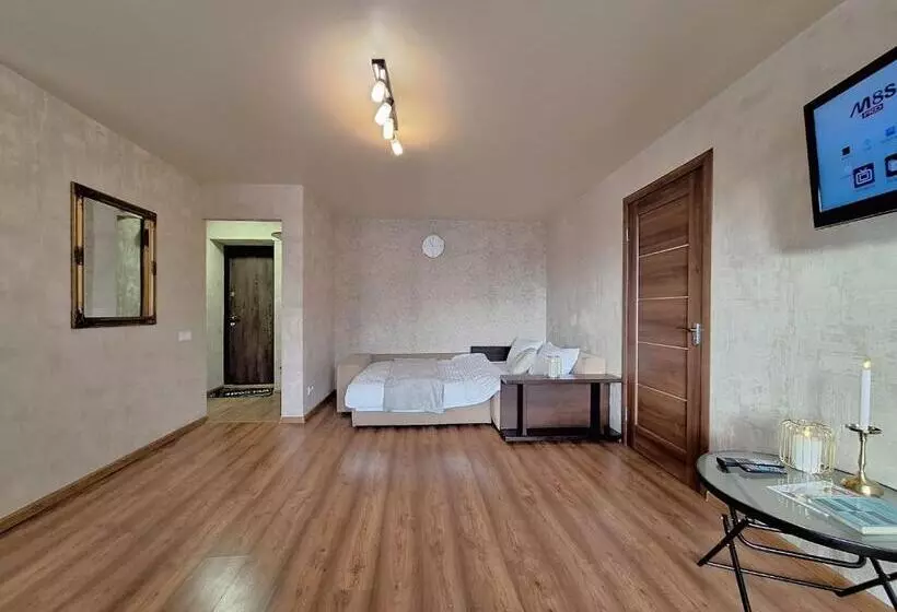 двокімнатна квартира навпроти театру гоголя у центрі полтави мережа Alexapartments документи для від