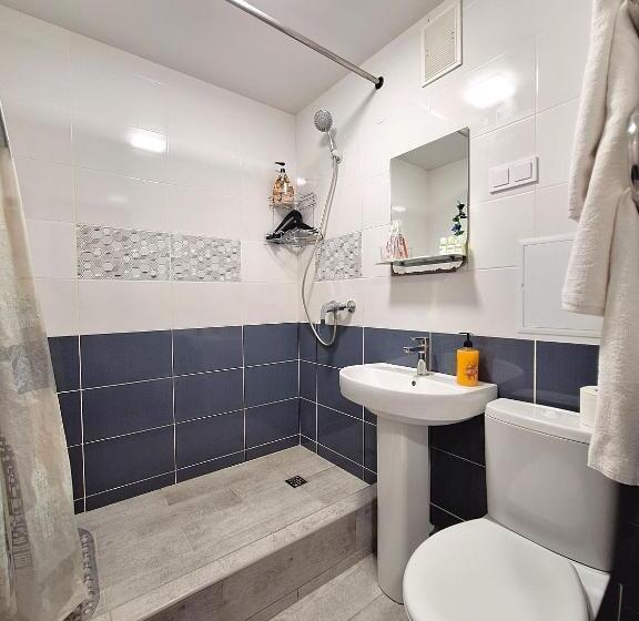 двокімнатна квартира навпроти театру гоголя у центрі полтави мережа Alexapartments документи для від