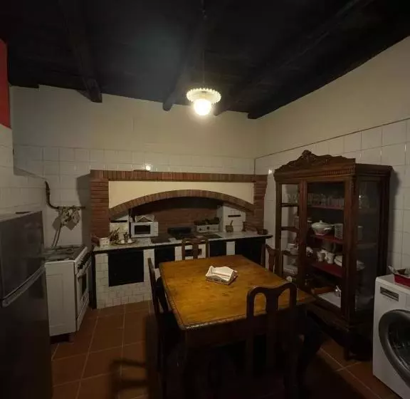ベッドアンドブレックファースト Palazzo Antico, Montemiletto