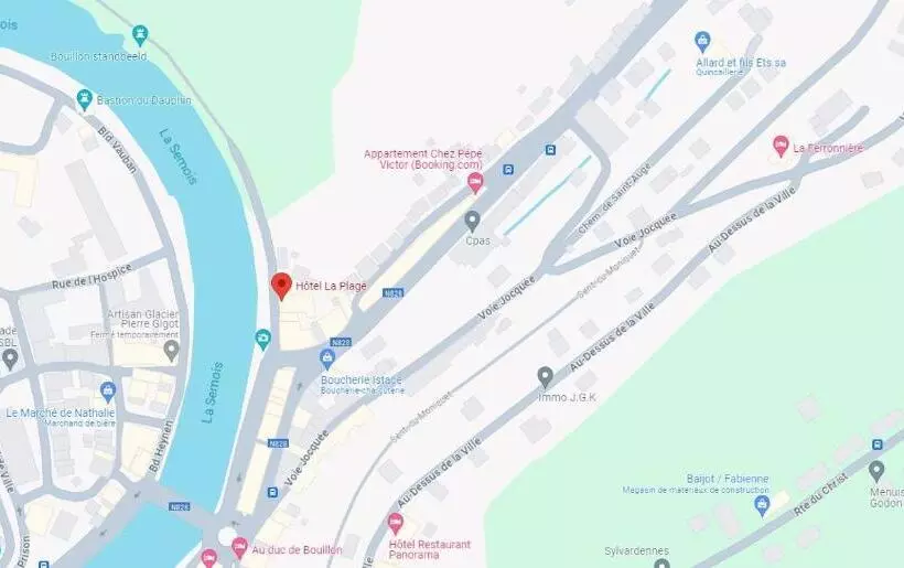 Hotelli Maison De Vacances Bouillon 36 Personnes