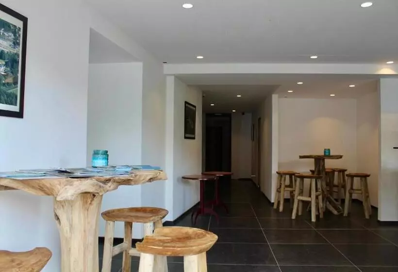 Hotelli Maison De Vacances Bouillon 36 Personnes