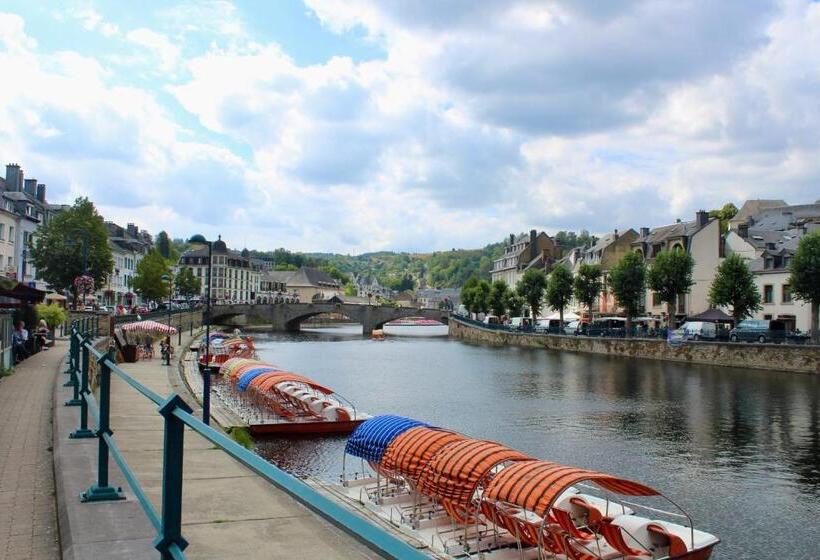 هتل Maison De Vacances Bouillon 36 Personnes