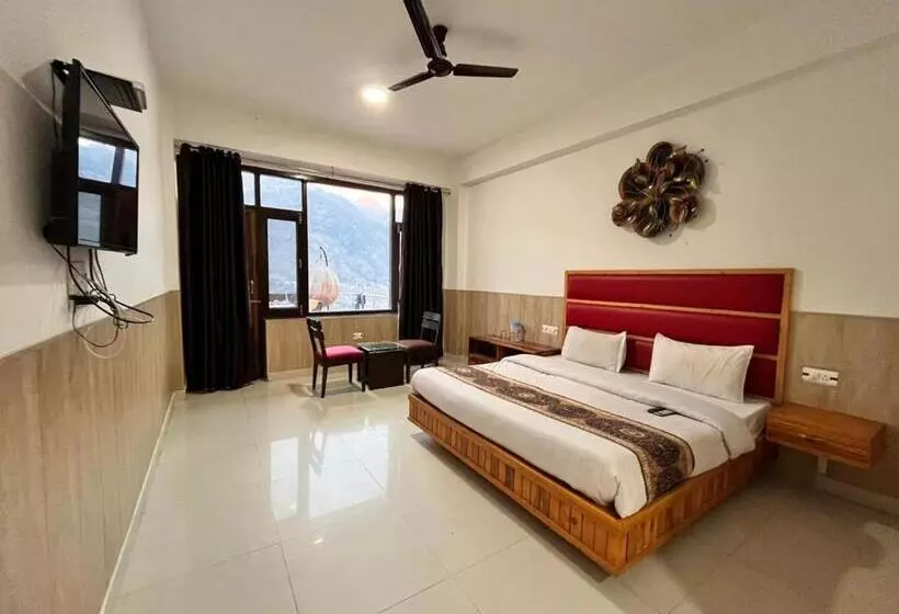 هتل Makbool Resort