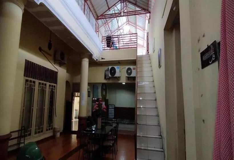 ホテル Oyo 94157  38 Residence