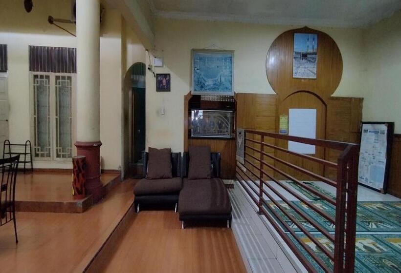 Otel Oyo 94157 38 Residence