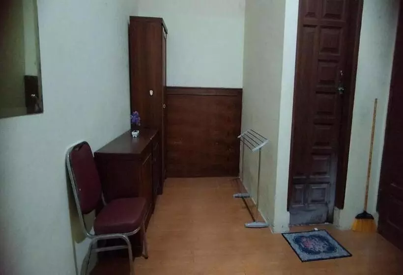 ホテル Oyo 94157  38 Residence