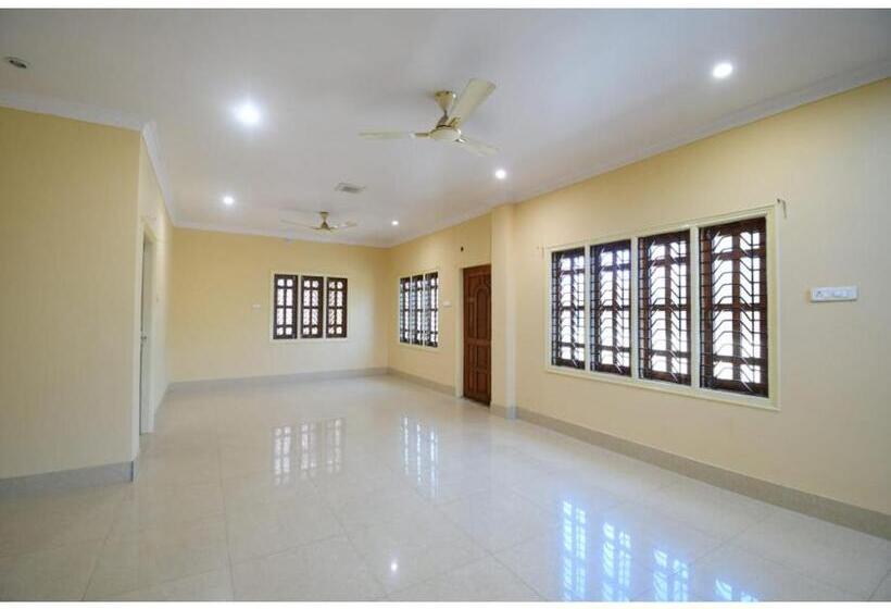 בית מלון כפרי West House Residency Near Infocity Best Selling Property In Bhubaneswar