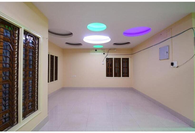 בית מלון כפרי West House Residency Near Infocity Best Selling Property In Bhubaneswar