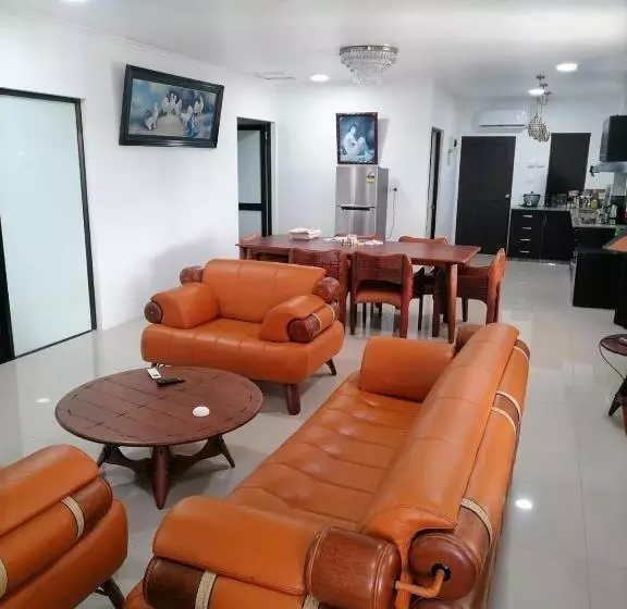 Hotelli White Diamond Apartments