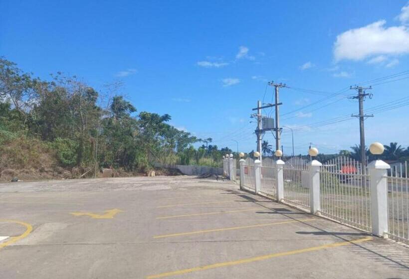 בית מלון כפרי White Diamond Apartments