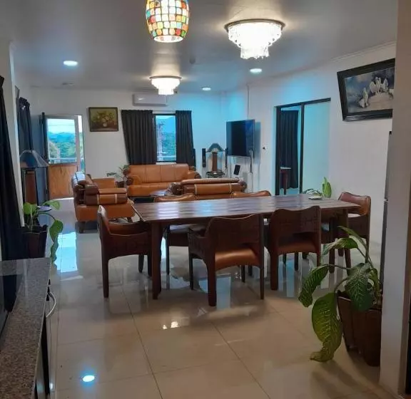 Hotelli White Diamond Apartments
