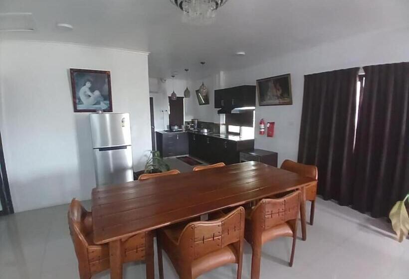 בית מלון כפרי White Diamond Apartments