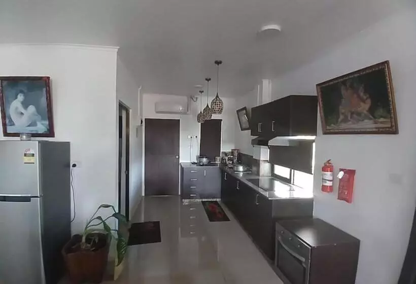 Hotelli White Diamond Apartments