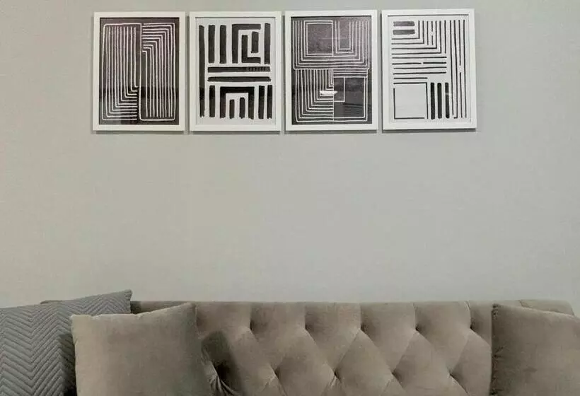 Neighbor S Hotel 西十日市