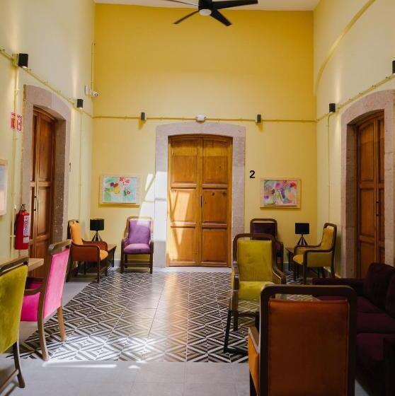 بنسيون Bodegante Hostal 3