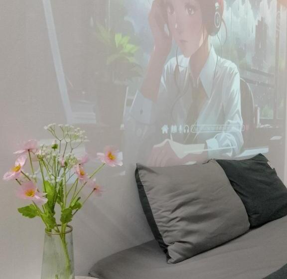 2000s Homestay