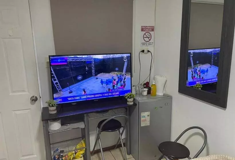 Retkeilymaja Alojamiento Puente Alto