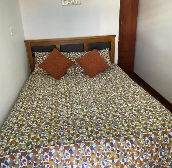 Retkeilymaja Alojamiento Puente Alto