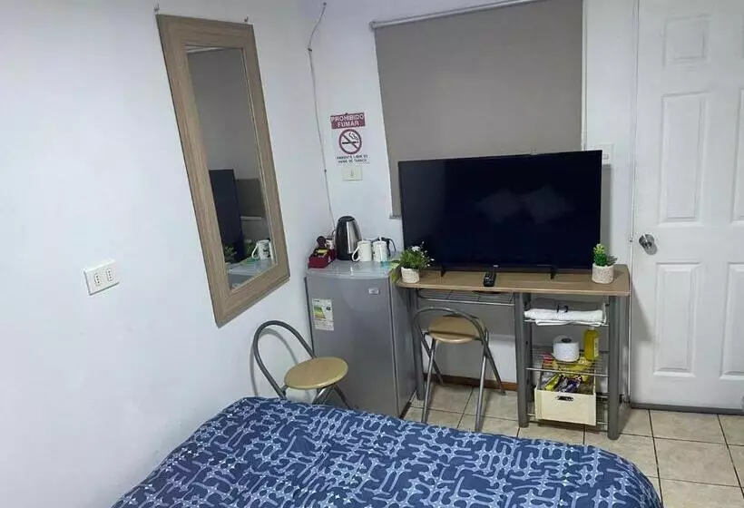 Retkeilymaja Alojamiento Puente Alto