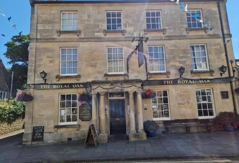 Retkeilymaja The Royal Oak