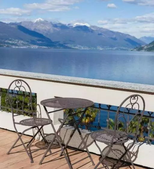 Aamiaismajoitus (B&B) Ca Meison Lago Maggiore
