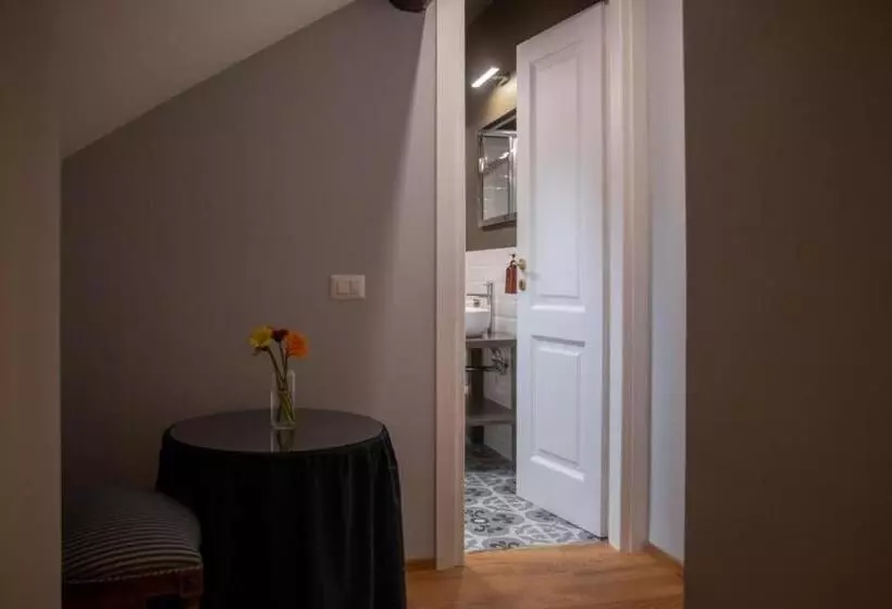 Aamiaismajoitus (B&B) Ca Meison Lago Maggiore