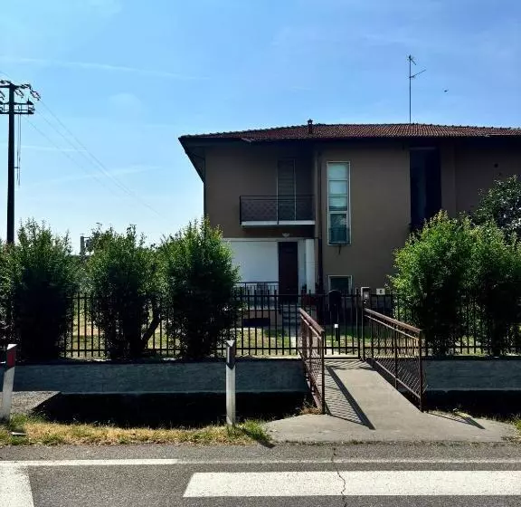 ベッドアンドブレックファースト Casa Di Sara   Foresteria