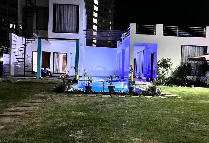 هتل Aqua Heaven Resort